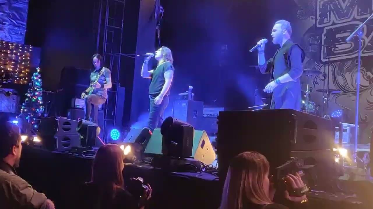 MAVRBAND Сергея Маврина "Свет дневной иссяк" в исполнении Андрея Лефлера и Михаила Сидоренко смотреть онлайн