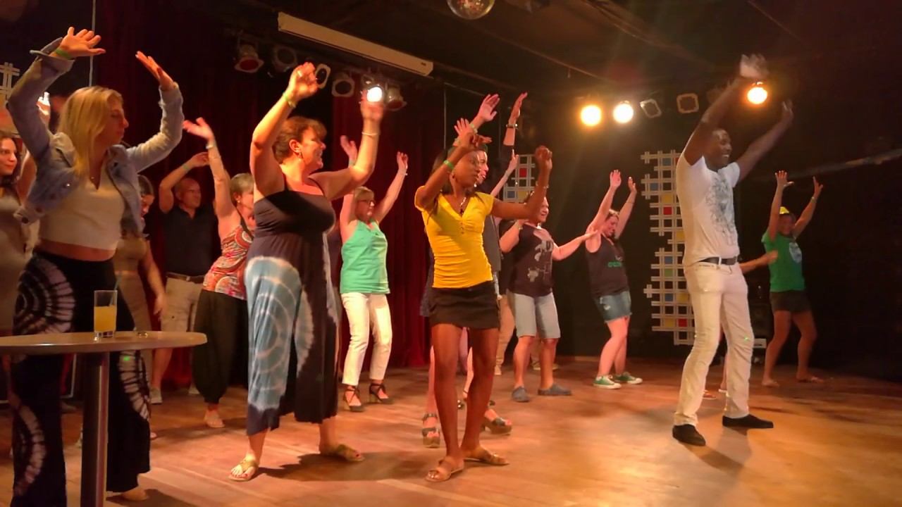 Lisi dancas en Melia Varadero смотреть онлайн