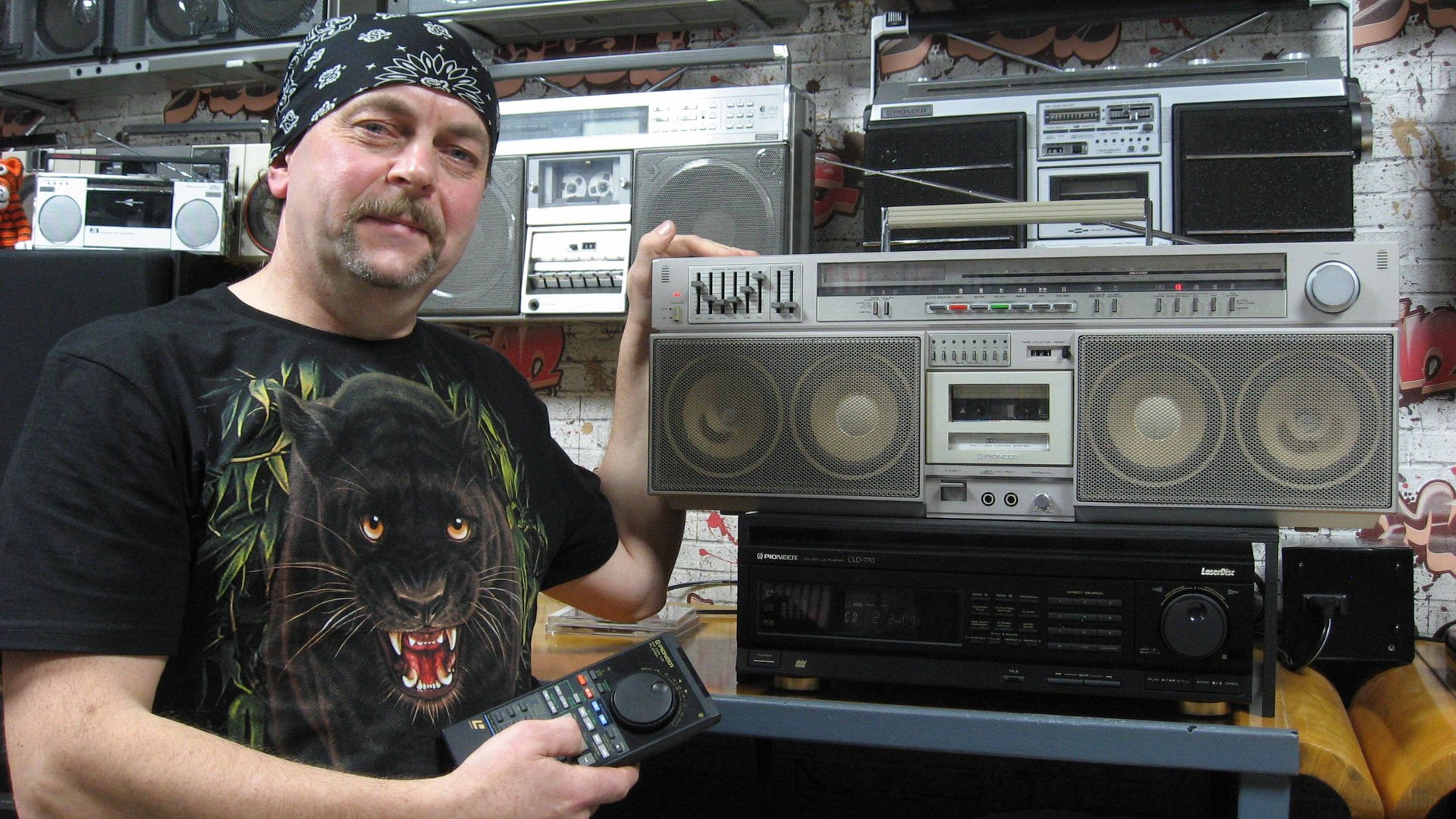 PIONEER CLD-770 + PIONEER SK-900 = Музыкальный киоск часть-2