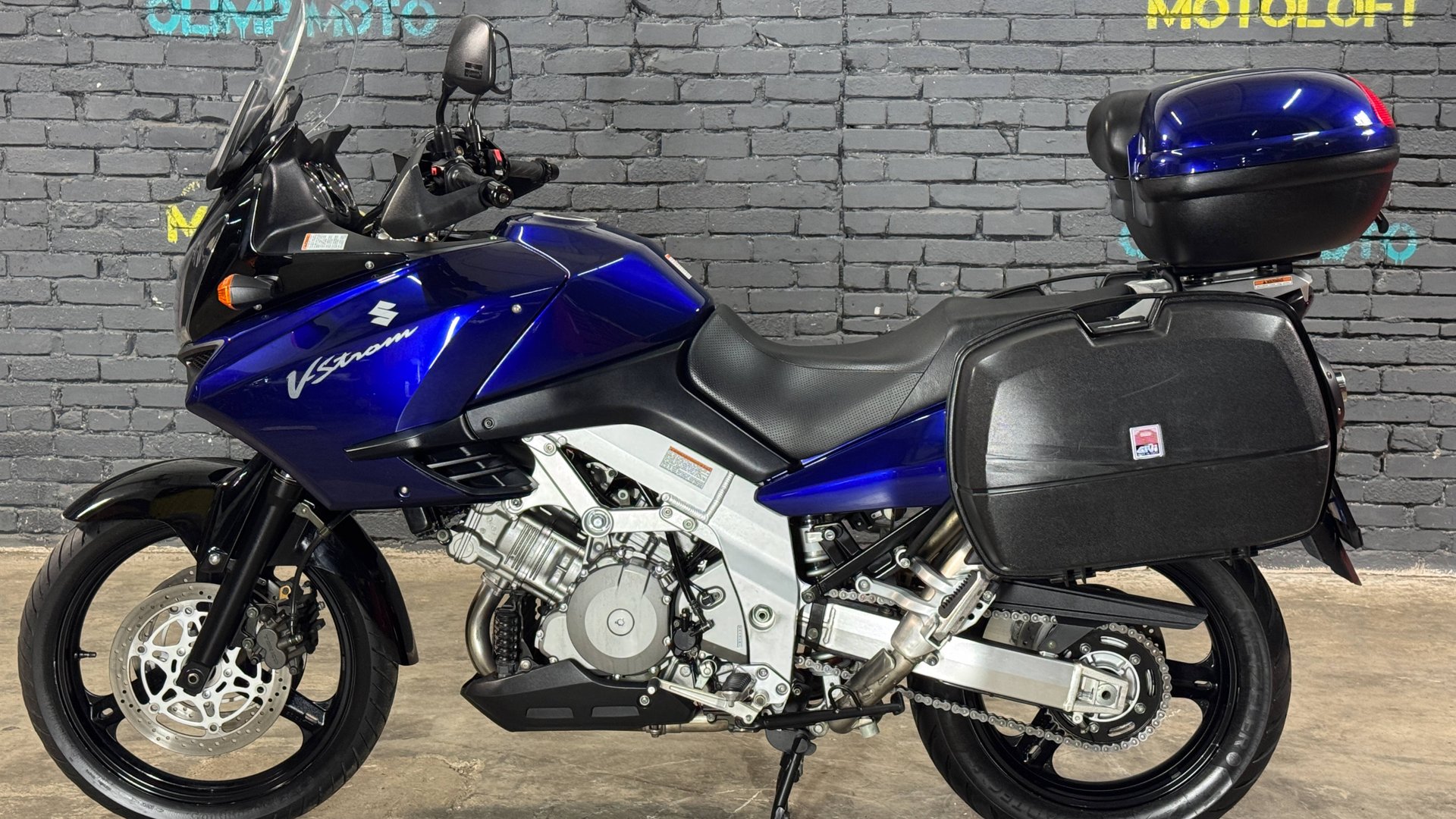 Suzuki DL1000 V-Strom смотреть онлайн