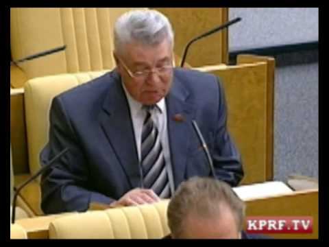 Фальсификаторы истории не унимаются