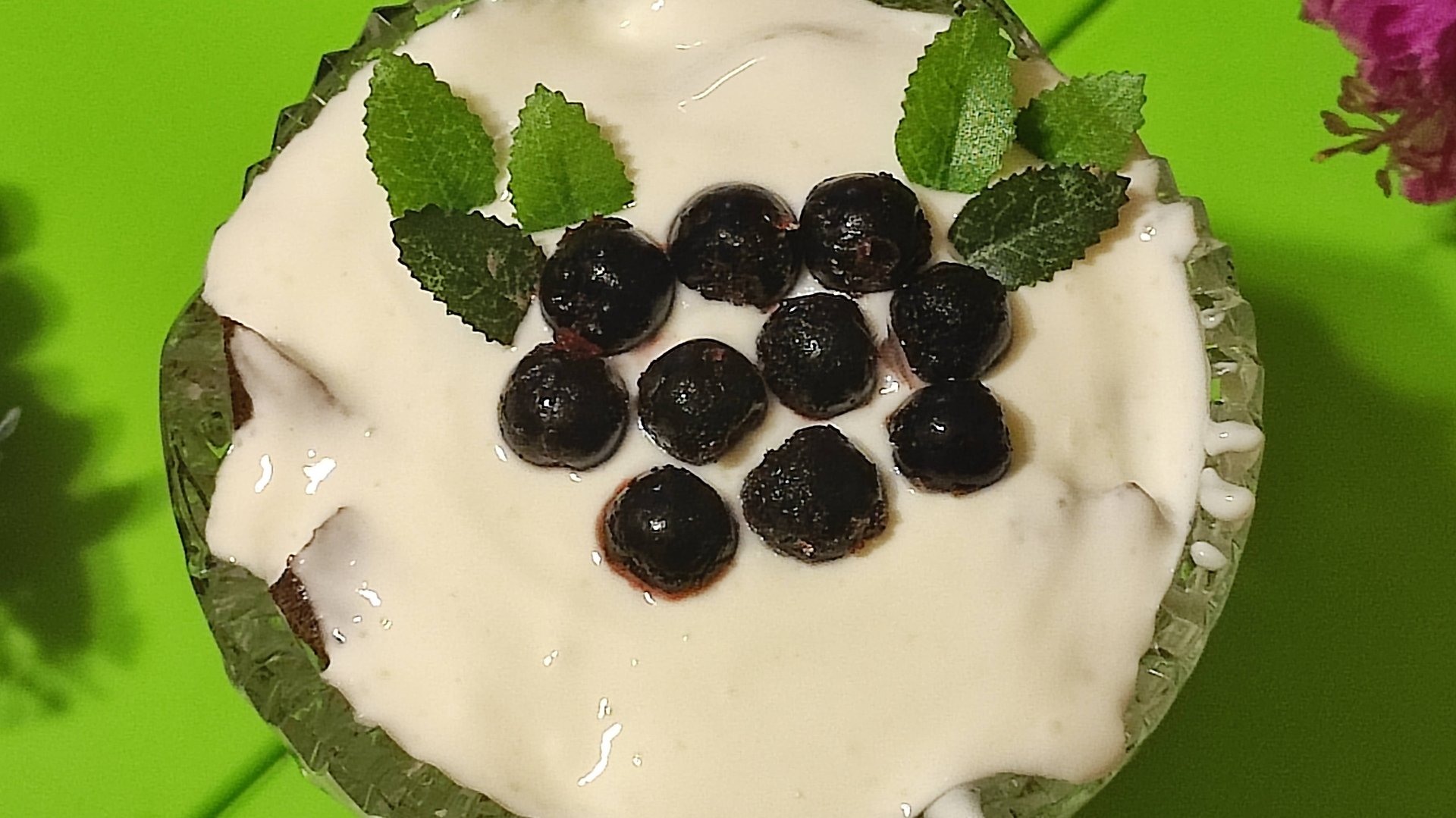 СУПЕР КУХНЯ! ПП десерт в кружке за 3 минуты. Шоколадно- банановый без муки, сахара, яиц. смотреть онлайн