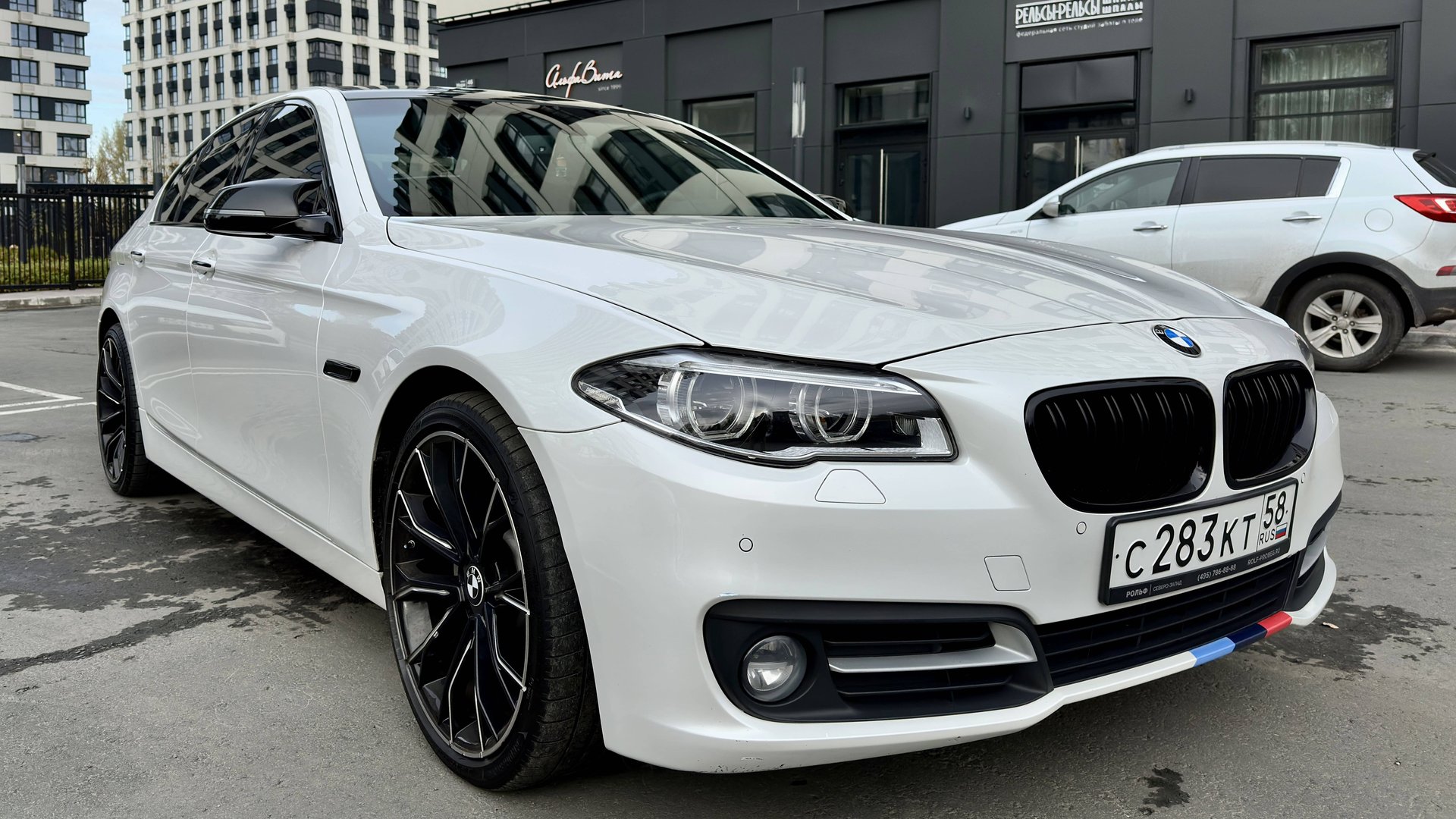 Обзор BMW 528i F10 рейсталинг 2016г. смотреть онлайн