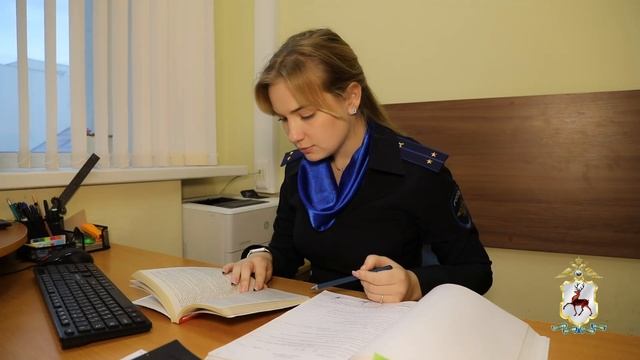 В Арзамасе полицейские задержали подозреваемого в покушении на сбыт крупной партии «синтетики» смотреть онлайн