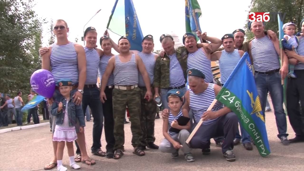В день ВДВ пообещали эффектный салют, суррогат по дешевке, и ТГК-14 получила штраф смотреть онлайн