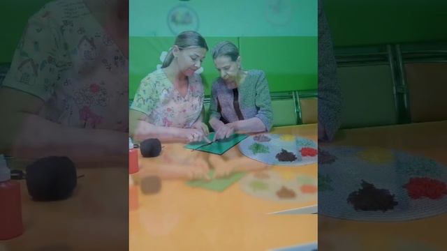 Мастер класс Листья из ниток смотреть онлайн