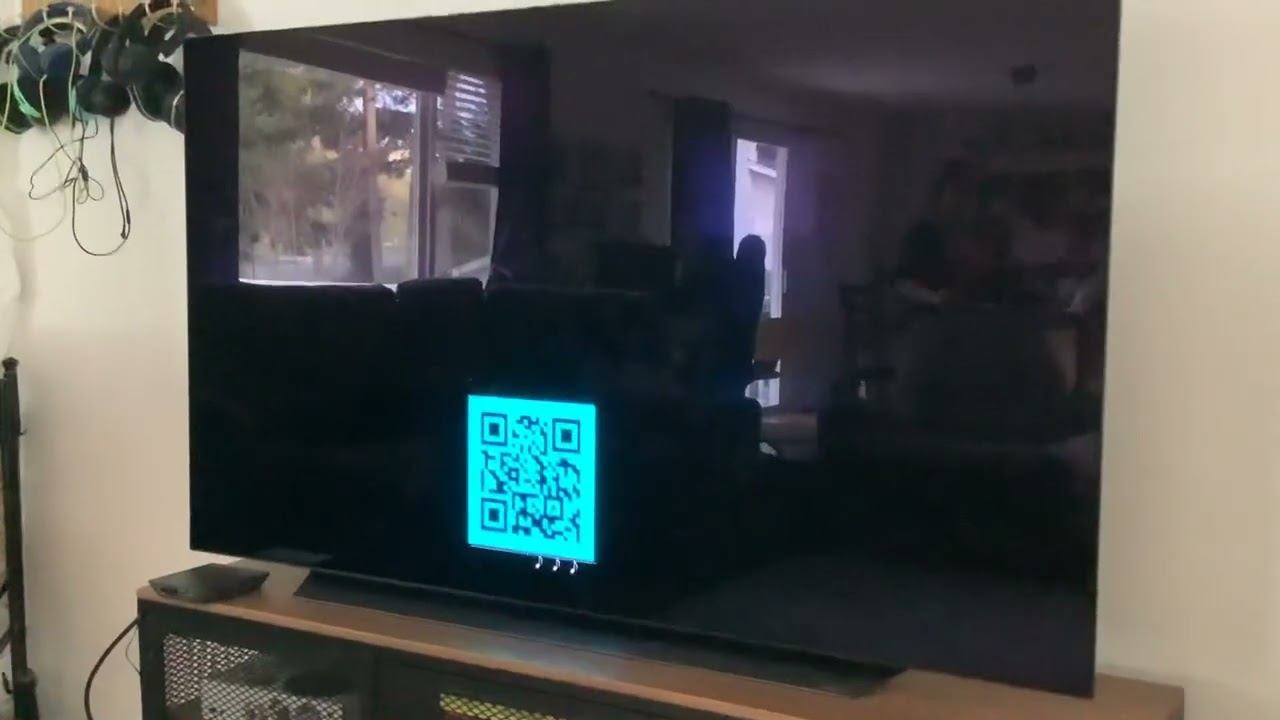 Qr code ad appears on tv. Coolest super Bowl ad ever? смотреть онлайн