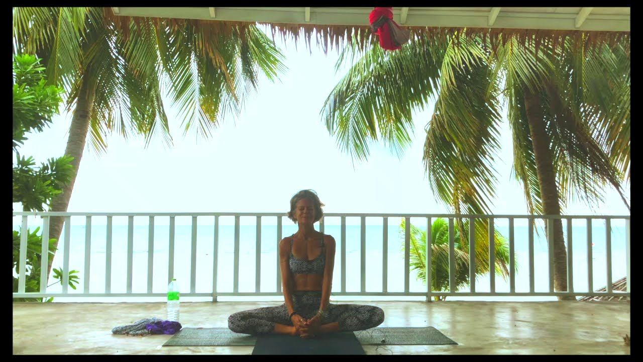 Anahata Yoga Shala - Hatha Flow - Vanessa Burger смотреть онлайн