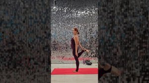 Болит поясница