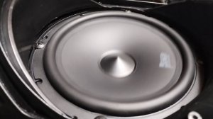 Акустика AMP Mass 6.5 в портативной колонке