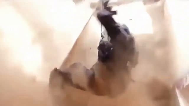 мем | Meme Спецназ врывается в квартиру мем спецназ, фильм, смотреть, боевик, онлайн, видео криминал