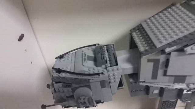 Custom lego Ucs AT-AT смотреть онлайн