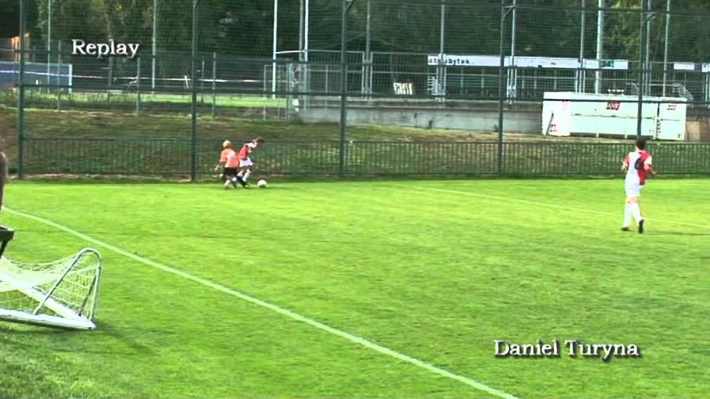SESTŘIH BRANEK MU ČLŽ U15 SK SLAVIA PRAHA 10:0 (5:0) FK TATRAN PRACHATICE / 3.kolo смотреть онлайн