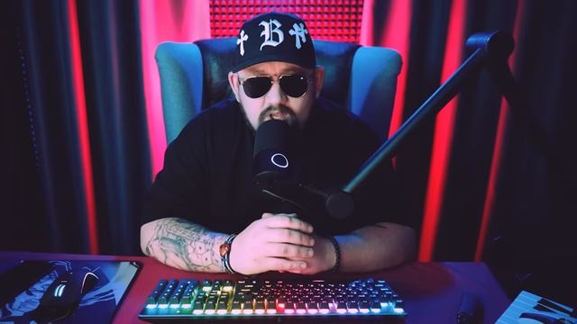 Кто уничтожает семьи России_ Хотела замуж осталась на теплотрассе!  Главные враги России 2025!