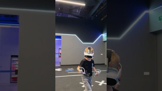 Скидка 50% на VR-арену MIR VR смотреть онлайн