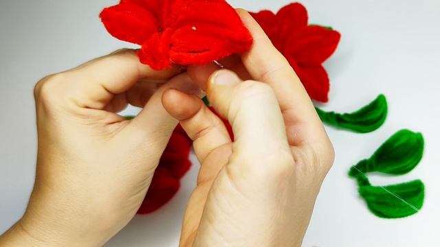 Рождественский цветок из синельной проволоки своими руками смотреть онлайн