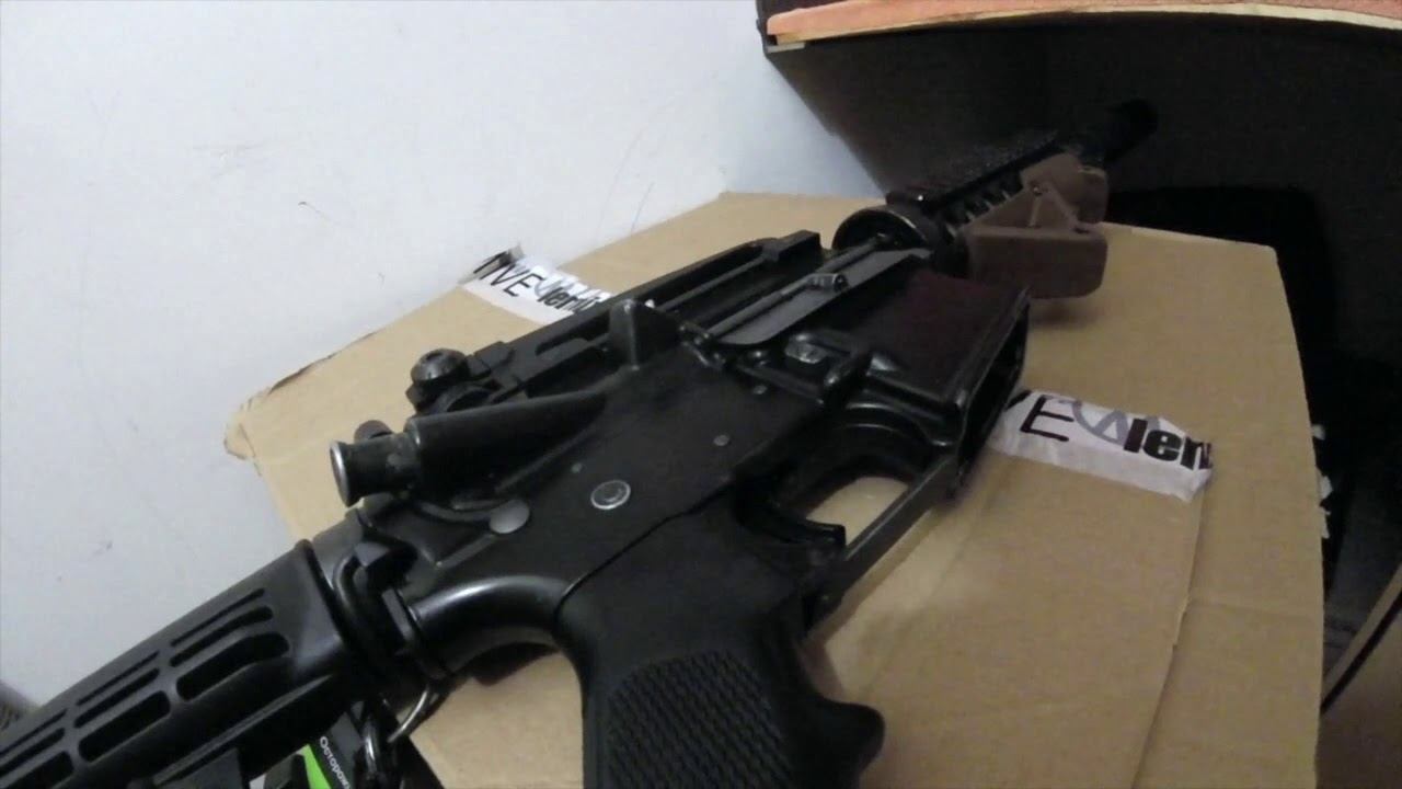 AEG vs GBB Airsoft смотреть онлайн