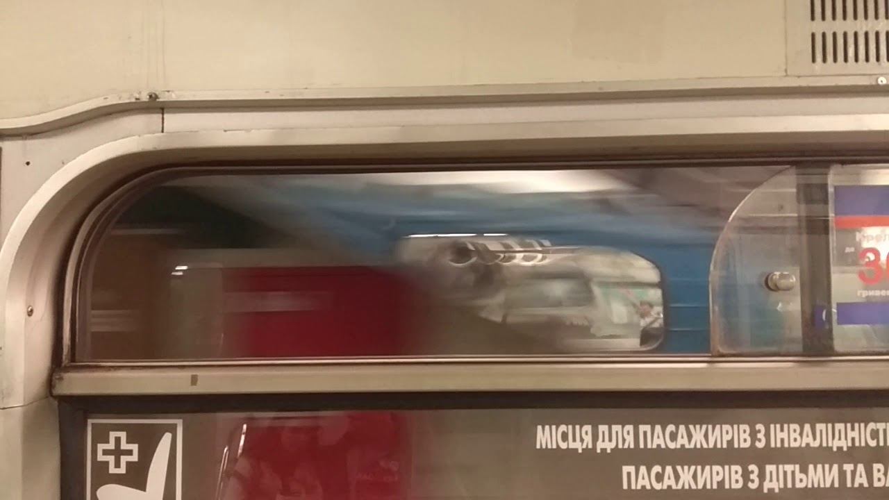 81-714 #7304 в составе поезда 8403-8443, перегон ст.Теремки-ст.Майдан Независимости, Киев. смотреть онлайн