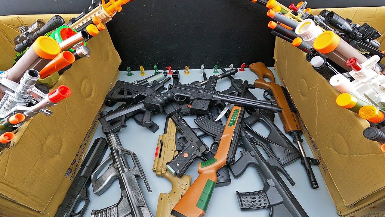Toy Guns with Real Looks! Custom Made War Weapons For Army, Toy Desert Eagle Weapon смотреть онлайн