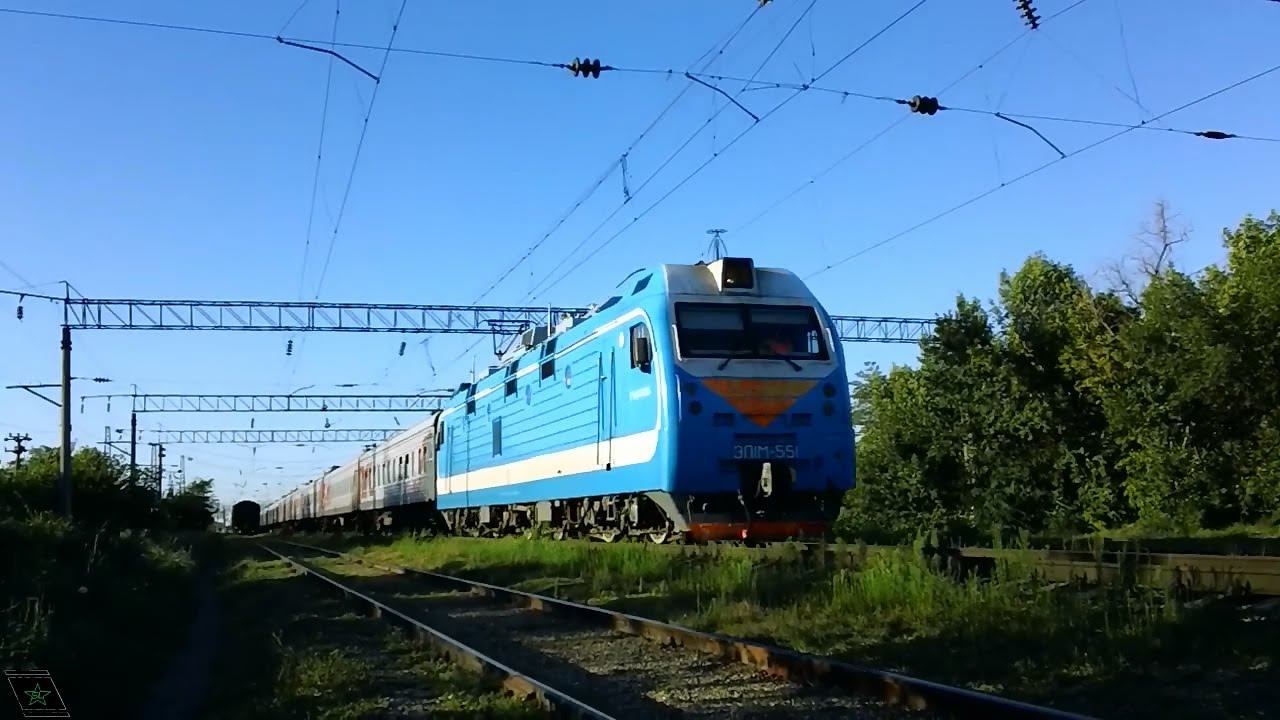 ЭП1М-551 с поездом №431 Киров - Адлер смотреть онлайн