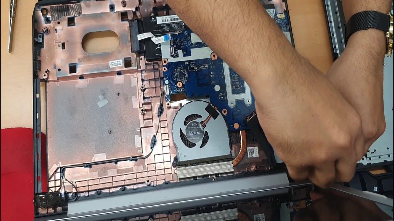 Lenovo IdeaPad 310 Bottom Chassis Cover Replacement! Step-By-Step Guide смотреть онлайн