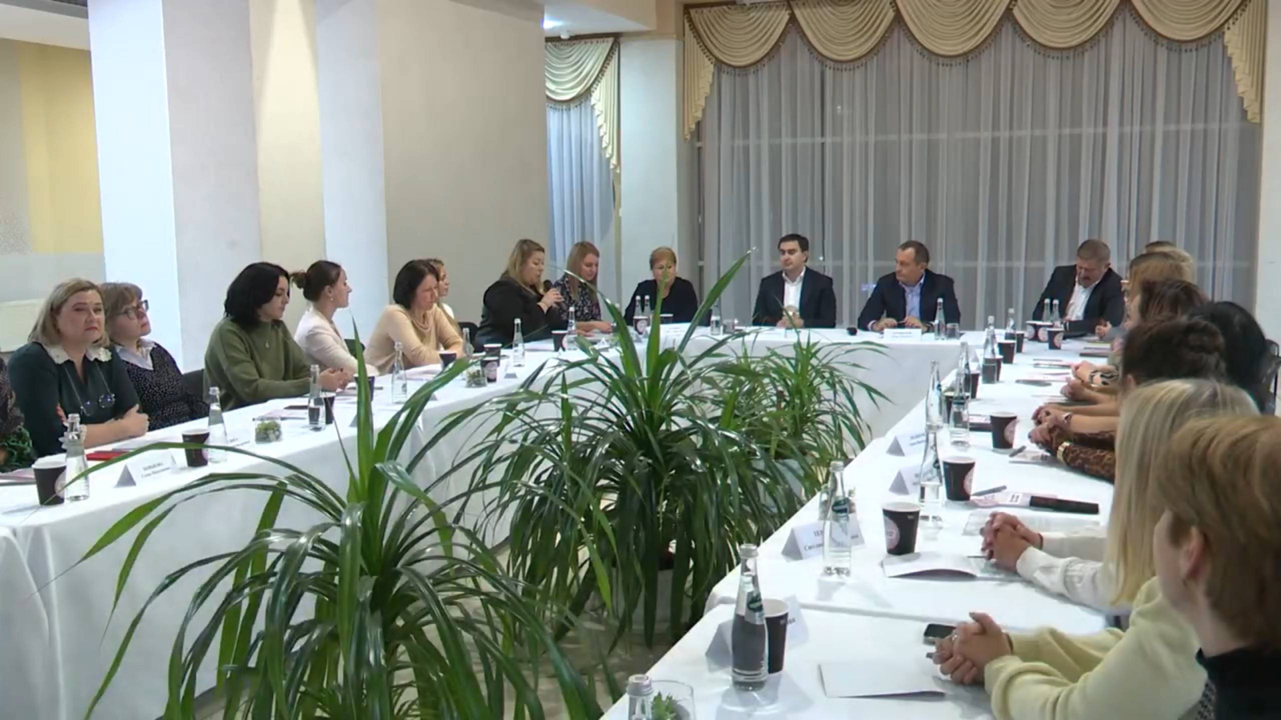 В Реутове прошёл первый форум для мам 24.11.2024 смотреть онлайн