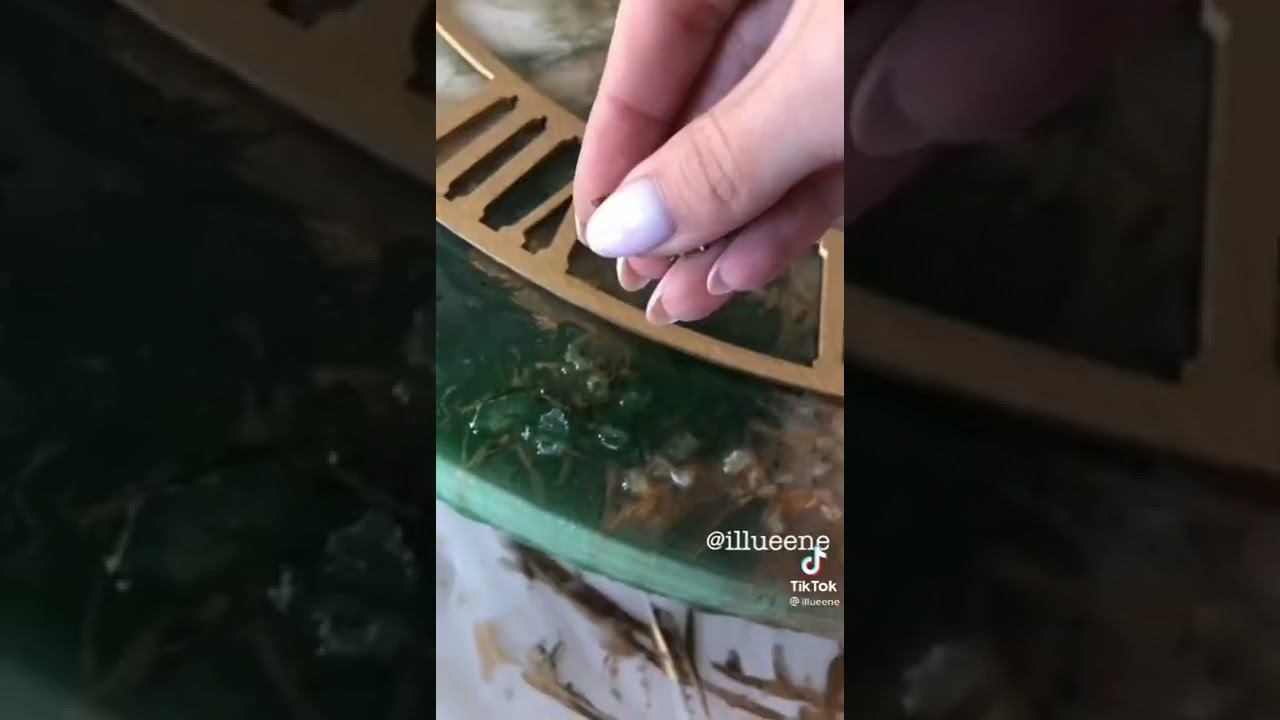работа с со смолой и истории