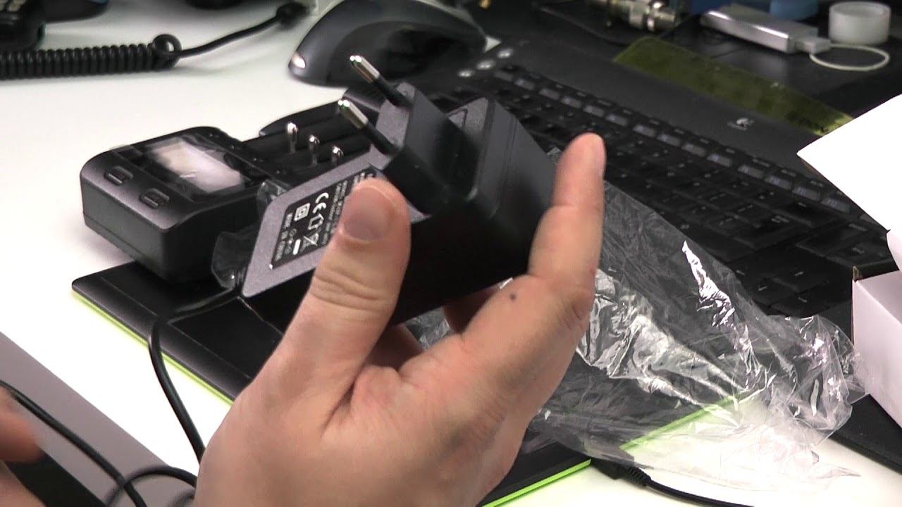 Unboxing ładowarka Zanflare C4 смотреть онлайн