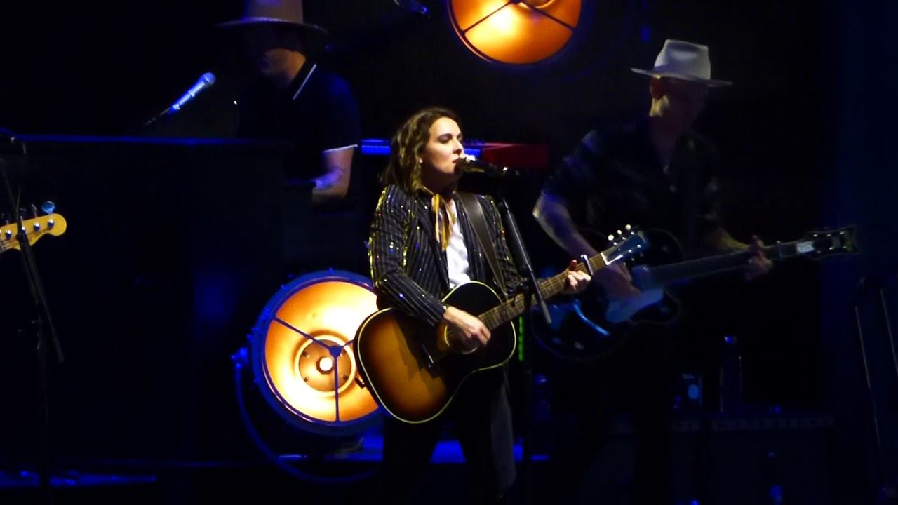 Brandi Carlile - The Story (Atlanta 8/19/19) смотреть онлайн