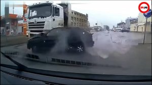 Самые жёсткие и необъяснимые аварии и ДТП на данный момент времени. Невезучие водители.