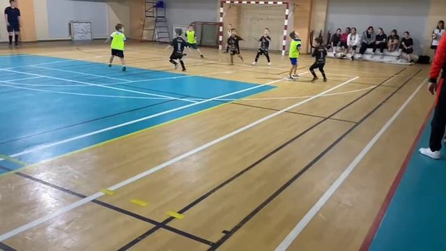 Академия-2 VS Возрождение (тайм 2)