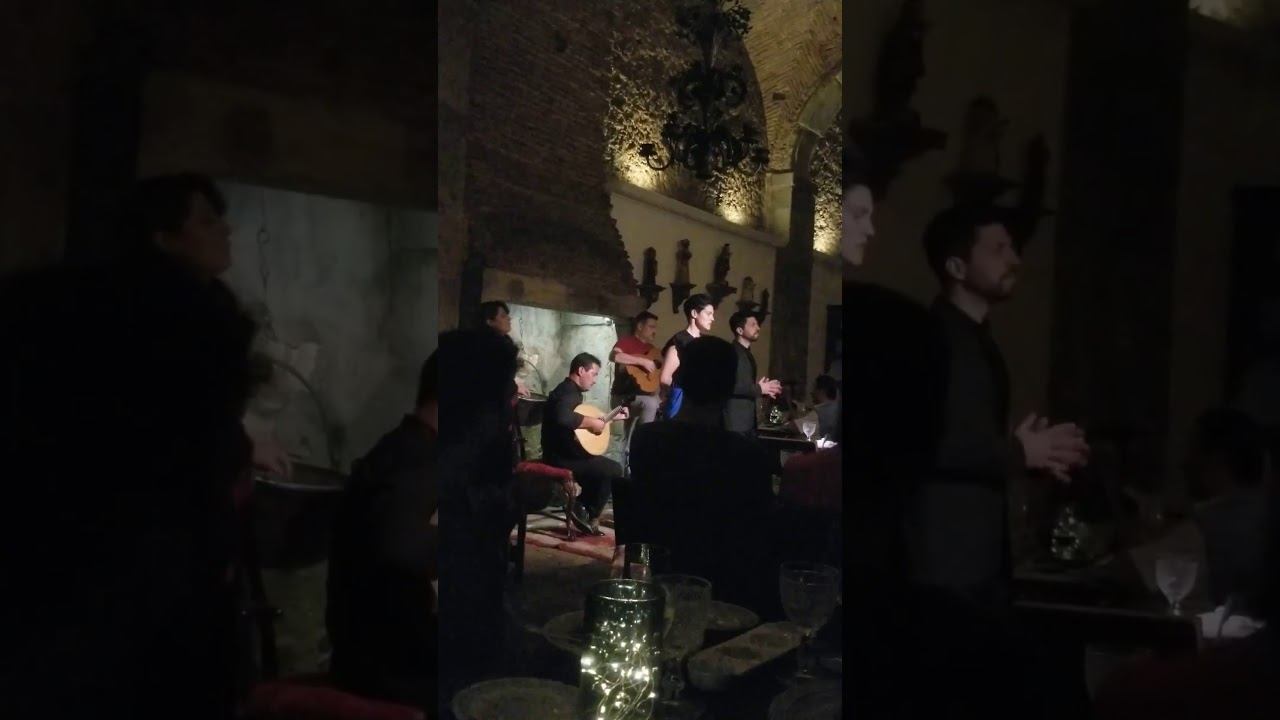 Fado show in Lisbon смотреть онлайн
