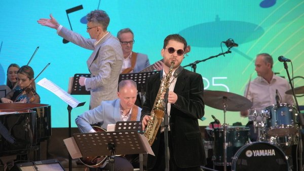 Alex Nekrasov - The City of Shadows [Live with String Orchestra]