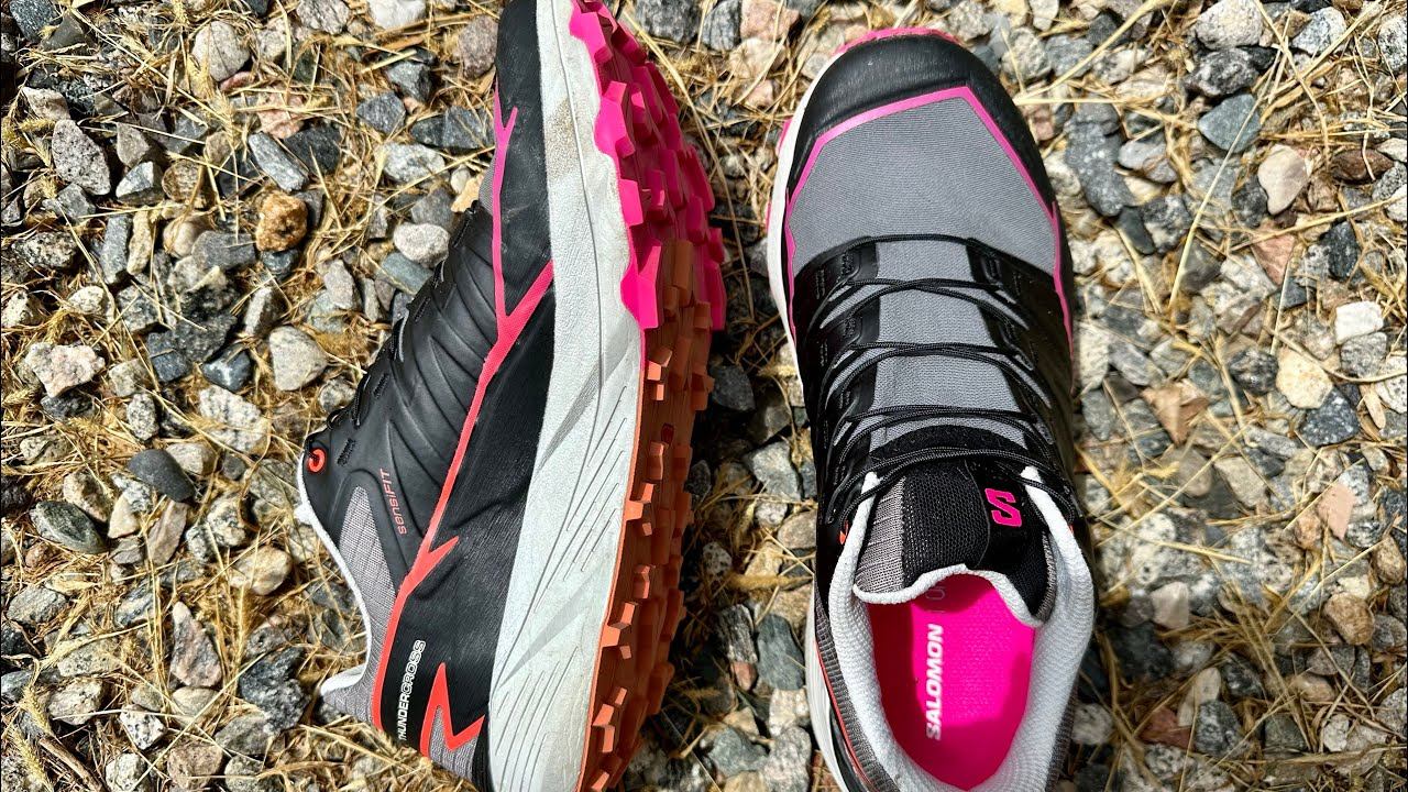 Trail Running Shoe Test: Salomon Thundercross смотреть онлайн