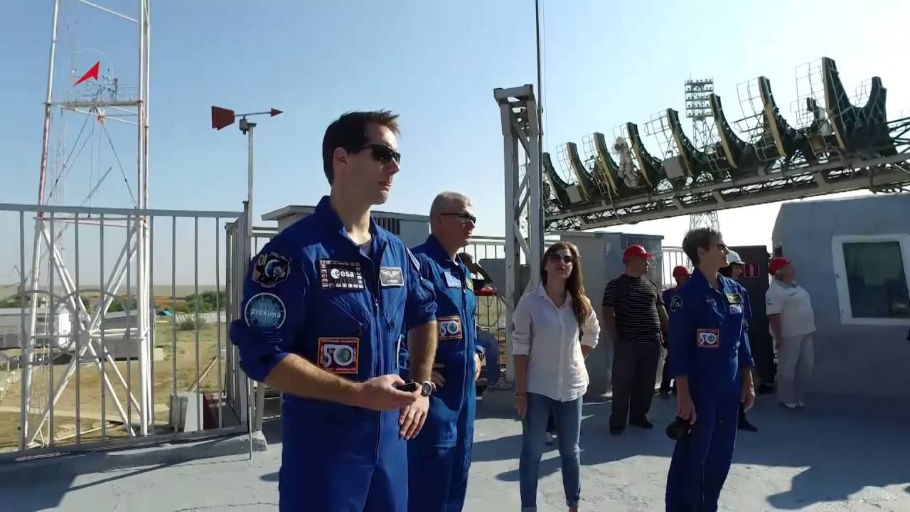 Вывоз РКН Союз-ФГ с ТПК Союз МС смотреть онлайн