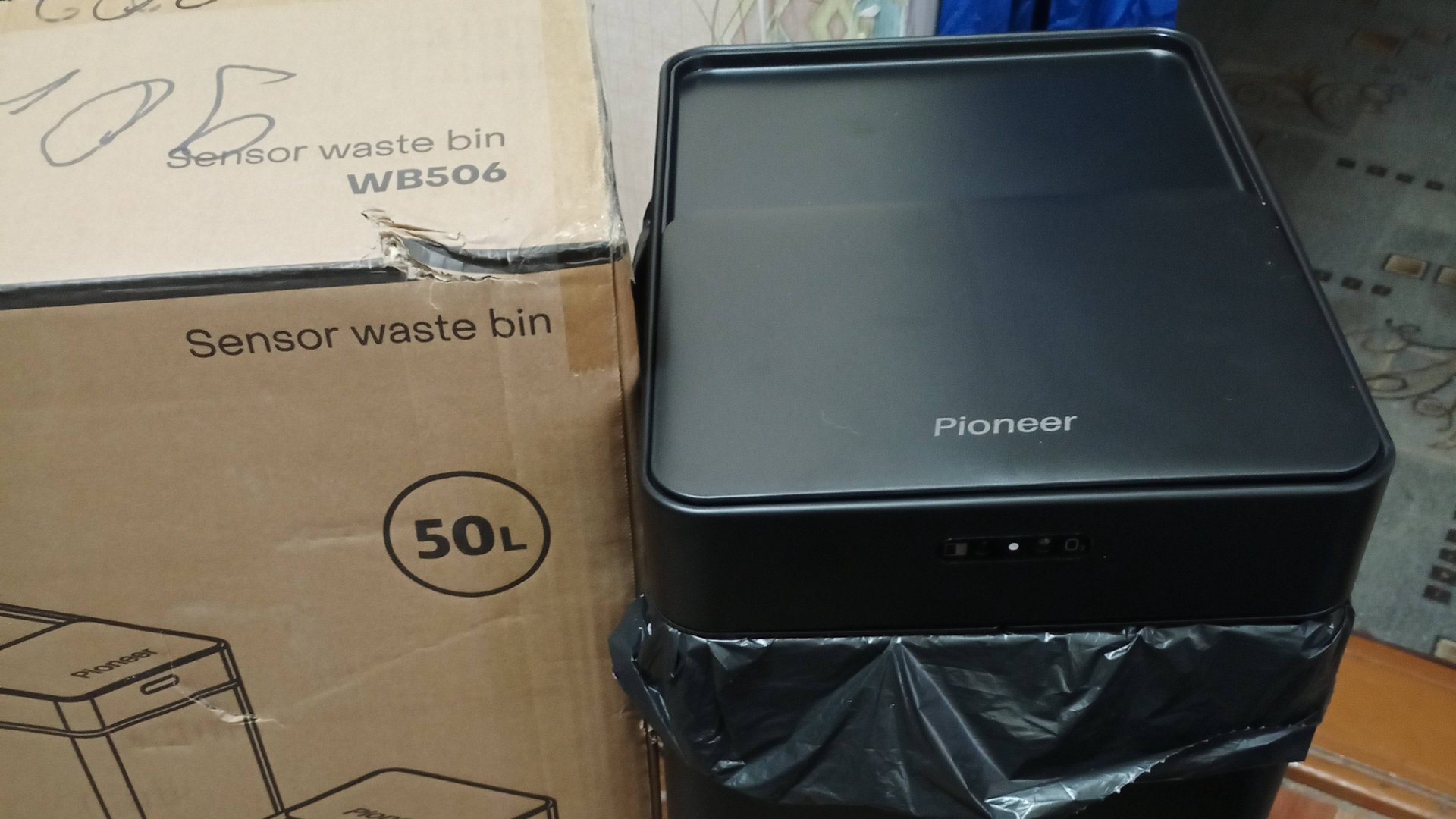 Умное сенсорное мусорное ведро Pioneer WB506B с озонатором смотреть онлайн