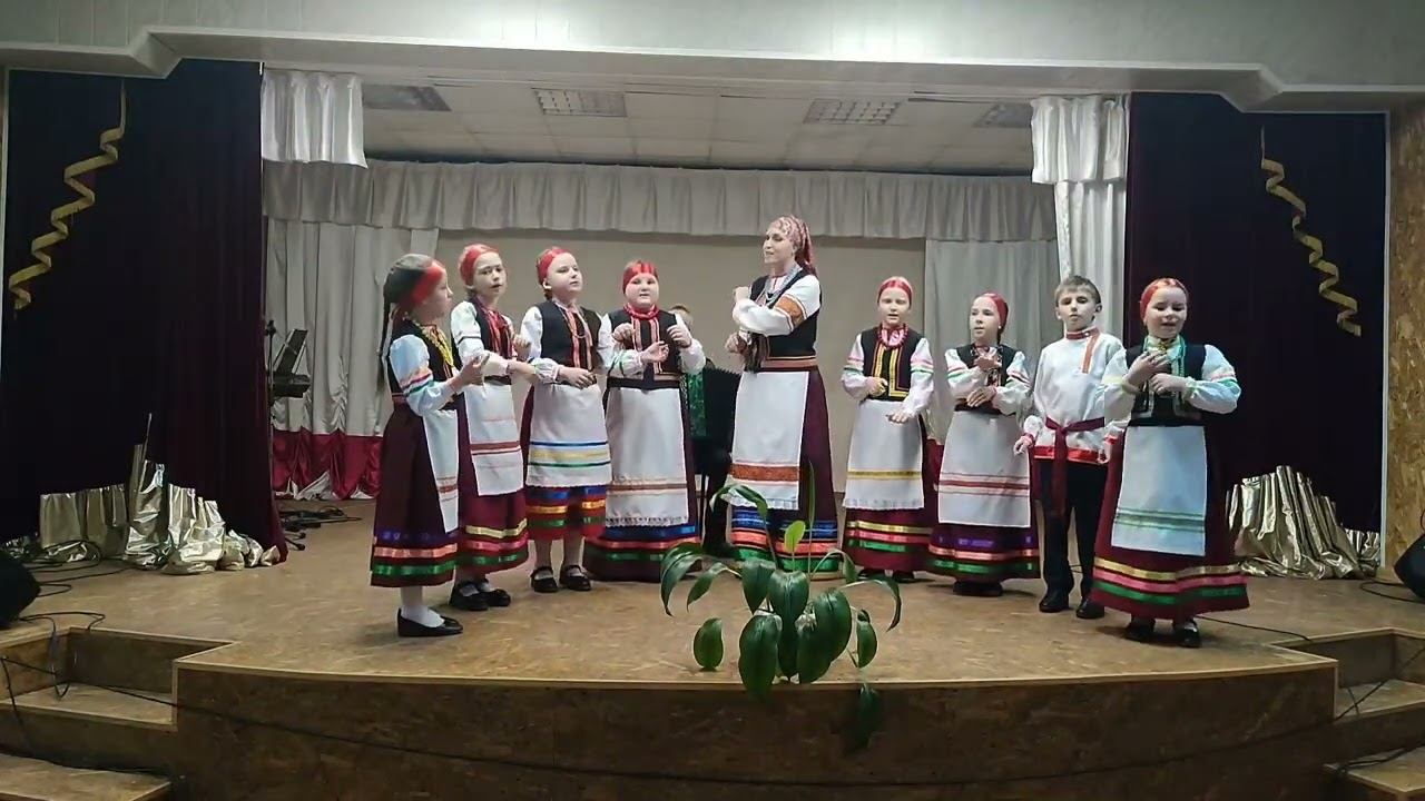 фольклорный ансамбль "Вьюночек" смотреть онлайн