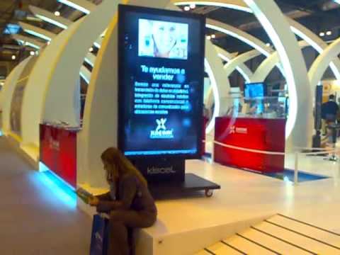 Digital Signage, 80" vertical plasma screen смотреть онлайн