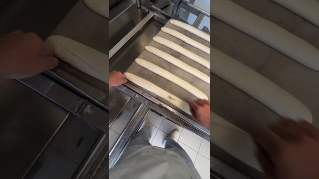 Нарезка багета ~Результаты • 5 взмахов лезвием. • Раскрытие "ухо кролика" смотреть онлайн