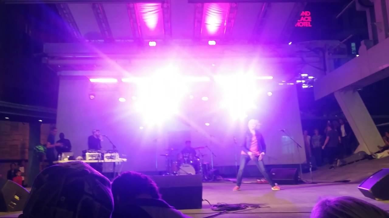 T Dot Fest-Karl Wolf Yalla Habibi смотреть онлайн