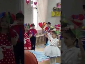 Красивый вход на утренник восьмое марта средняя группа ,#детиартисты