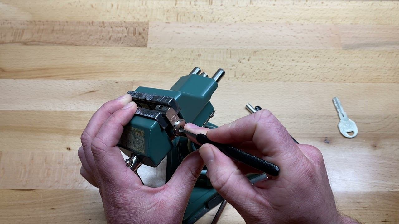 EVVA ICS смотреть онлайн