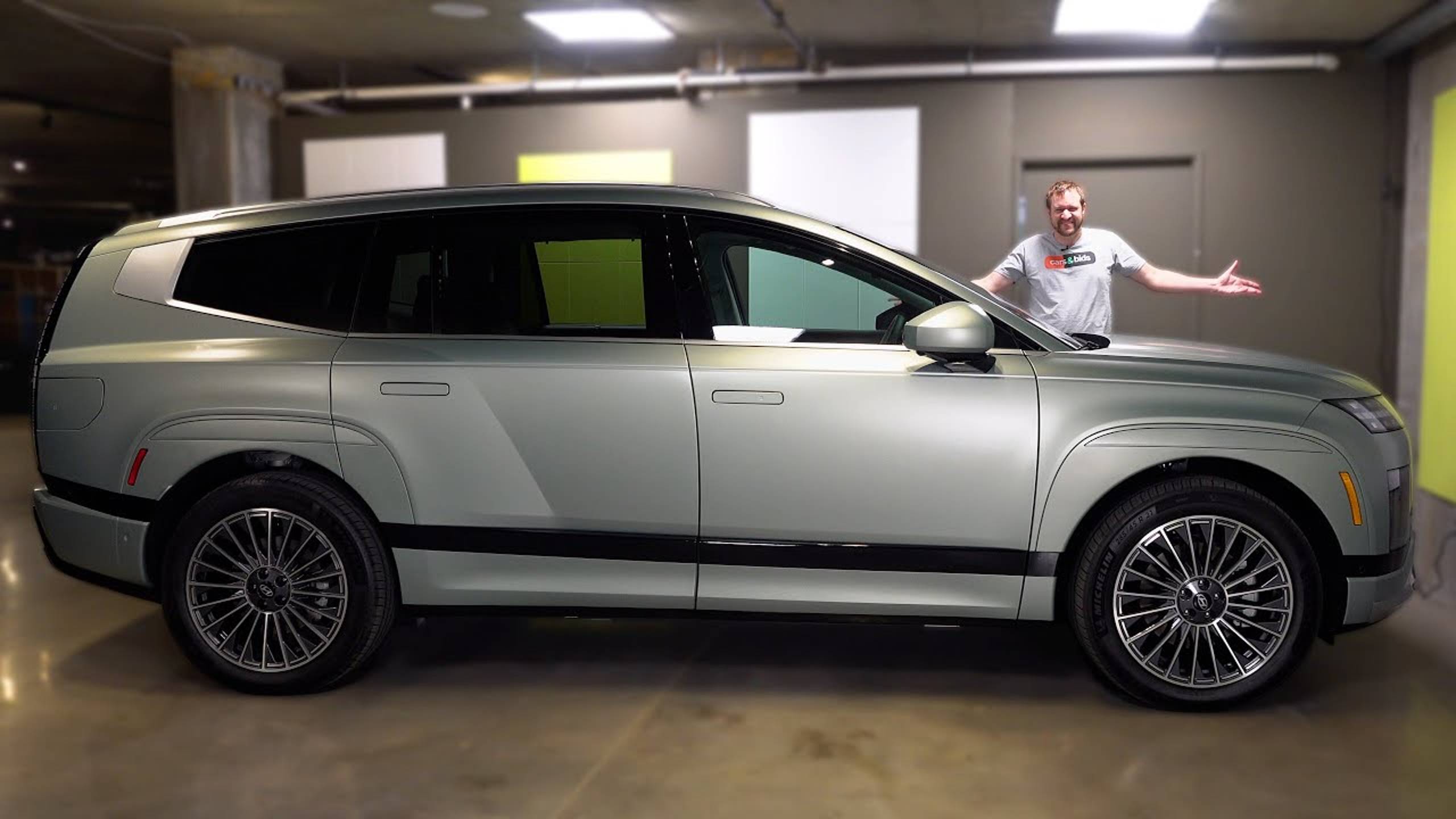 Hyundai Ioniq 9 2026 года, это новый электрический трёхрядный семейный внедорожник смотреть онлайн