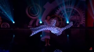 Алина Загитова в "Новогодней истории игрушек"