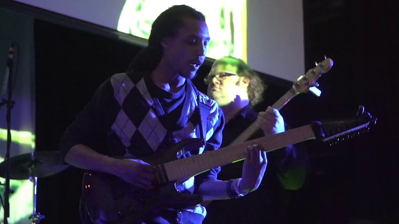 Doctor Bionic live at The Woodward Theater 3/2/19 смотреть онлайн