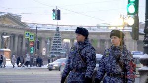 Солдаты Северо-Западного округа Росгвардии записали видео для матерей