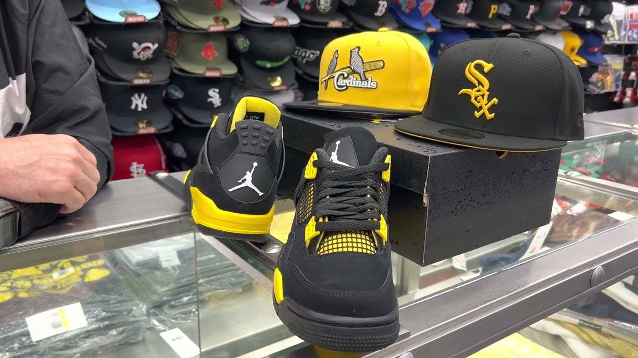 Nike Air Jordan Retro 4 Thunder at Street Gear - Hempstead NY смотреть онлайн