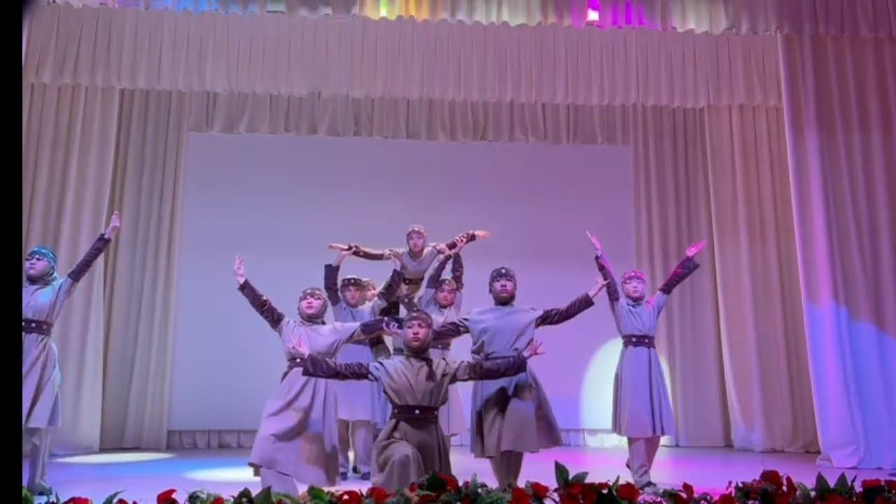 •Атырау облысы Құрманғазы ауылы орта топ.Хореография"Қарлығаш"би тобы."Аманат"биі смотреть онлайн