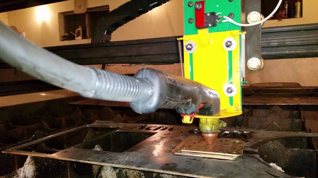 plasma cnc. gecko g540. mach3. automatic zero z + THC смотреть онлайн