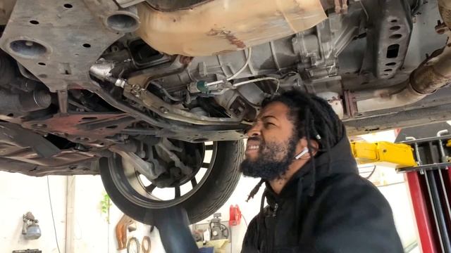 How To Change a Clutch Master Cylinder and Slave Cylinder on a Infiniti G35 or 350z смотреть онлайн